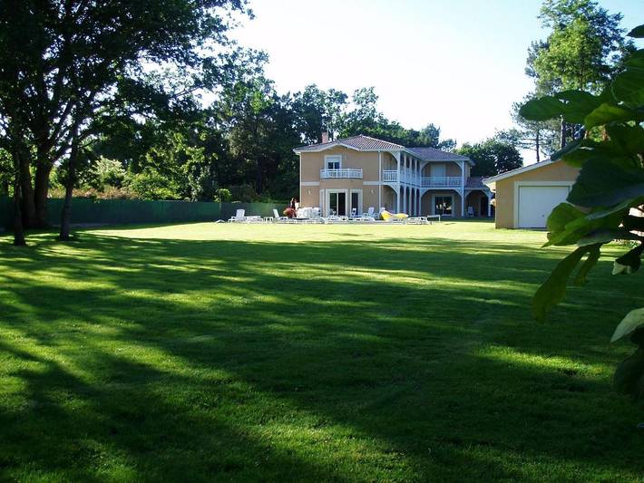 Maison d’hôte pour 2 personnes, avec vue ainsi que piscine et jardin à Lège-Cap-Ferret - 3