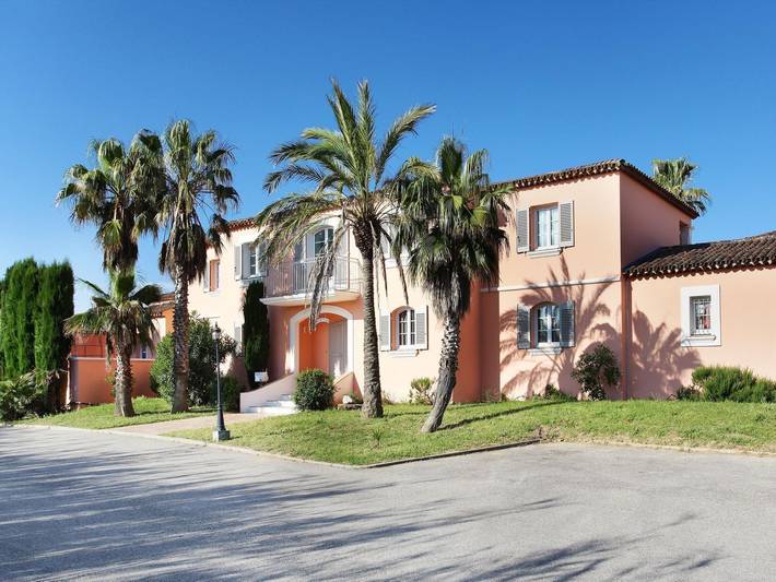 Vacation rental for 8 people, with Pool in Grimaud