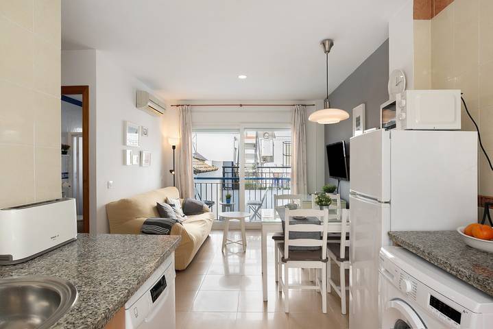 Ganze Wohnung, Ferienwohnung "Manuela" mit Meerblick, gemeinsamer Terrasse nur für Familien in Playa de los Bateles (Conil de la Frontera), Conil de la Frontera