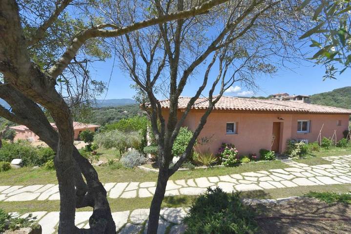 Gîte pour 6 personnes, avec terrasse et vue, animaux acceptés dans Plage de Tenutella - 2