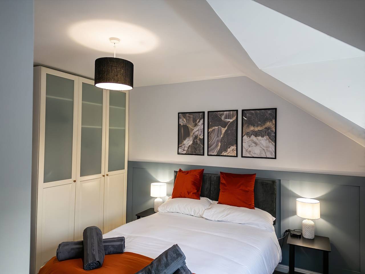 House Sleeps6-Garden-Petsok-Parking-Long stay disc in Bingham, Nottinghamshire
