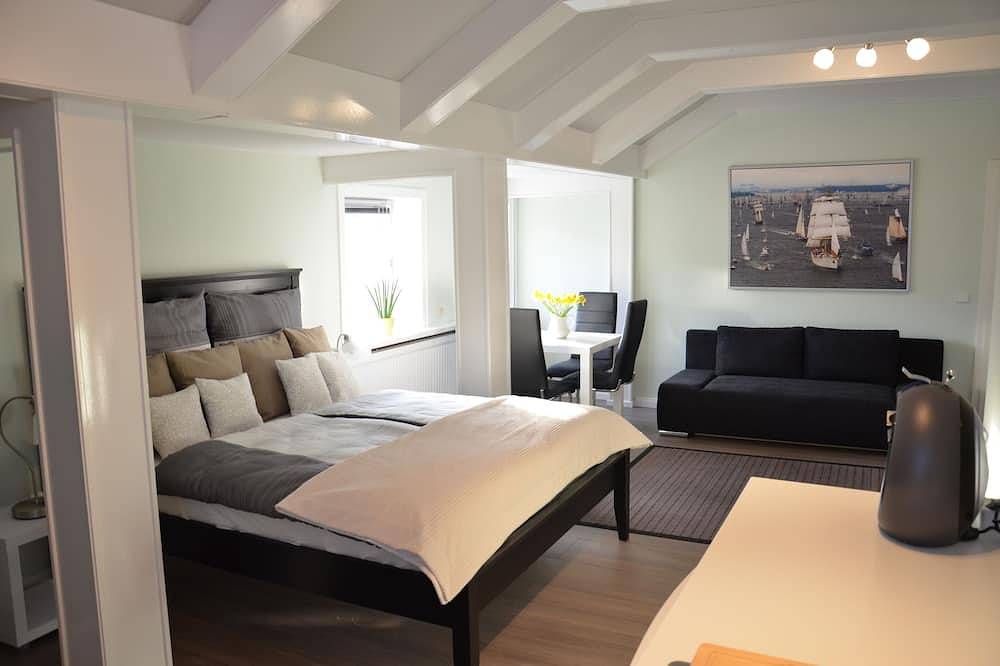 Ganze Wohnung, Neu gebautes Ferienapartment im modernen Landhausstil. 10 min Radweg zum Strand in Krokau, Südliche Ostseeküste