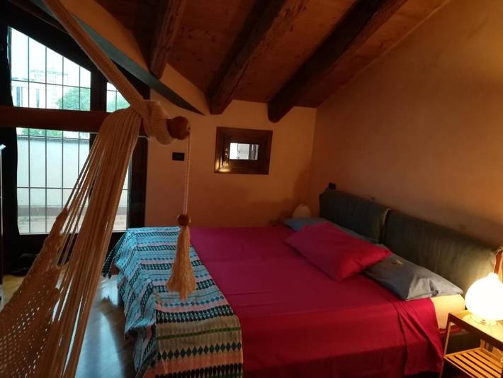 Chambre d’hôte pour 3 personnes, avec Balcon et Jacuzzi ainsi que Terrasse et Vue à Padoue