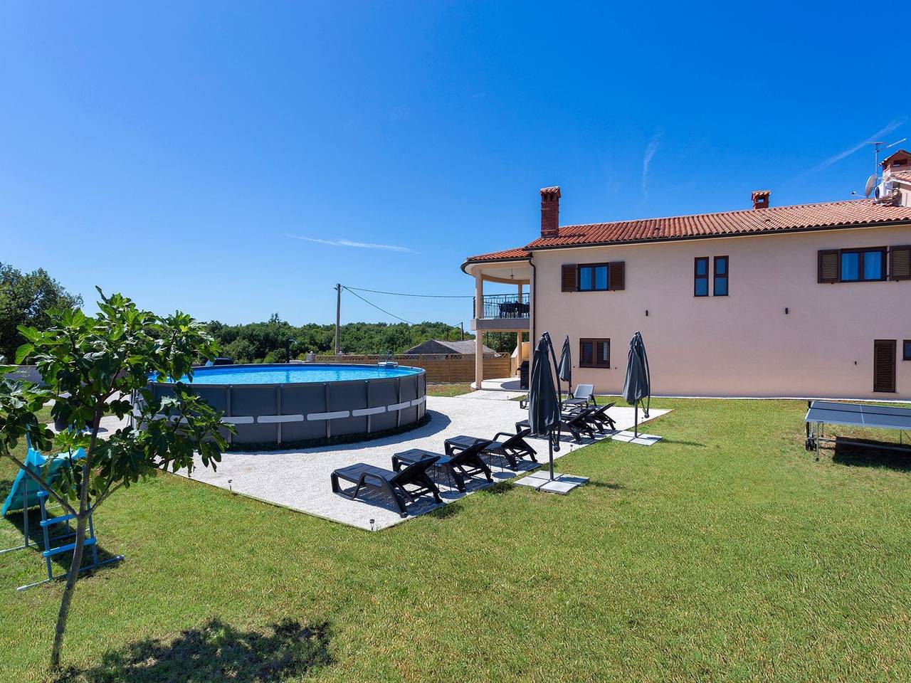 Ganze Wohnung, "Luxuriöse App. mit Pool" in Barban, Südküste Istrien