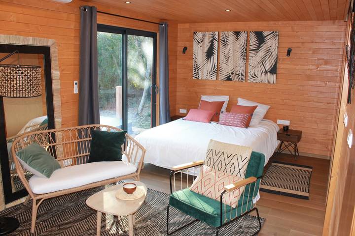 Location de vacances pour 2 personnes, avec balcon ainsi que jacuzzi et jardin à Arpaillargues-et-Aureillac - 4