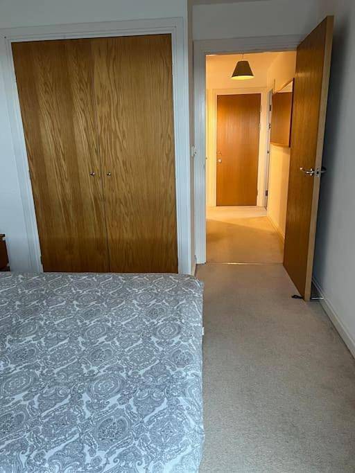 Entire apartment, One-Bedroom Apartment in Cardiff Bay, Cardiff