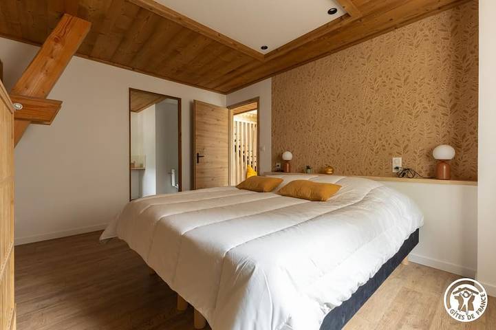 Location de vacances pour 15 personnes, avec balcon et jardin à Saint-Victor-la-Rivière - 2