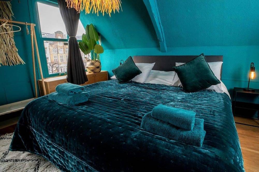 Geheel appartement, Bambu Sleep Boutique double room 3 in Haarlem, Nederlandse Noordzeekust