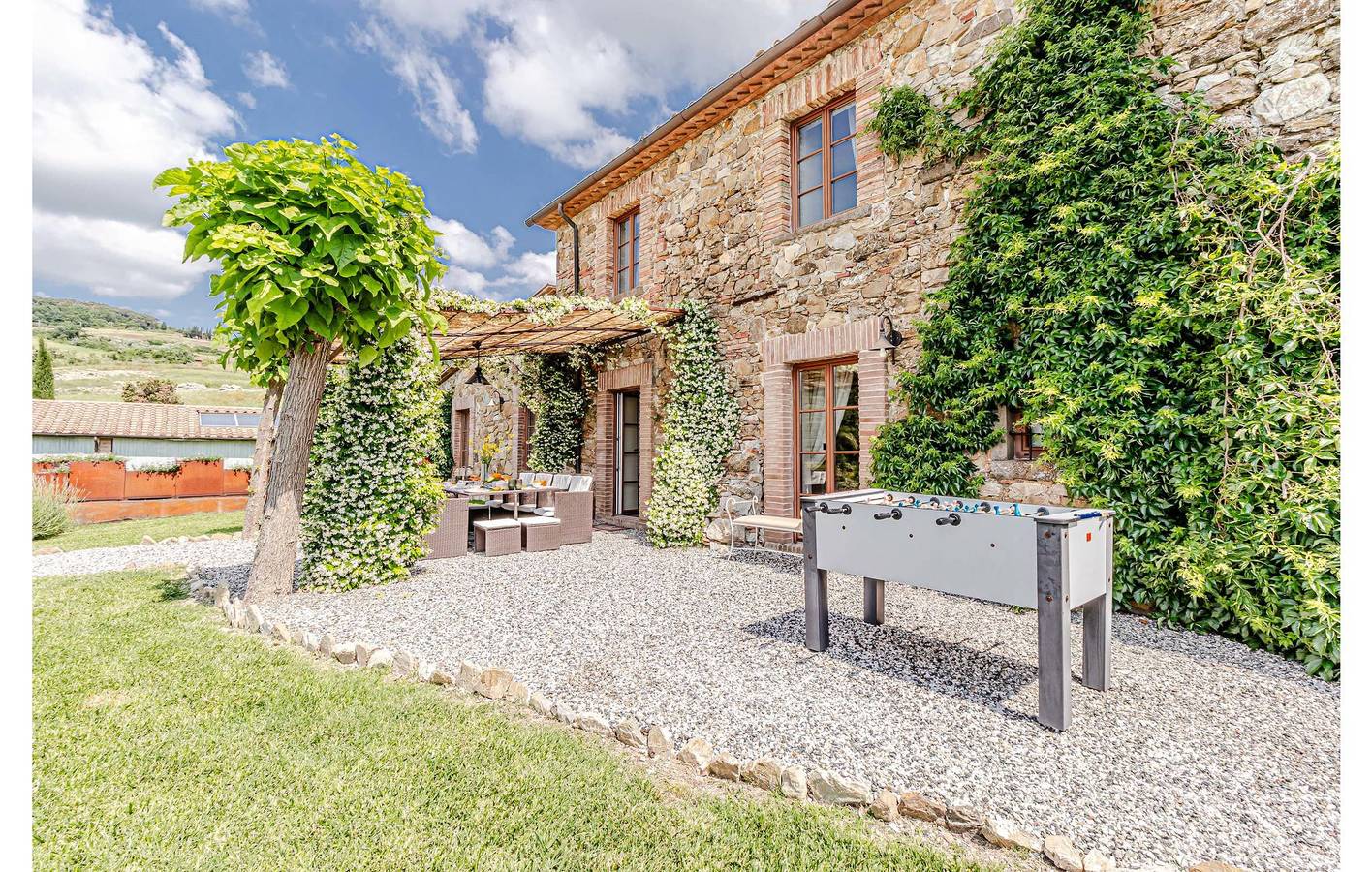 Montecatini Appartement de vacances avec A/C, piscine et parking in Montecatini Val di Cecina, Province de Pise