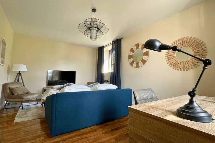 Domaine Peulven – Maison 22 pers., plage à pied, pièce à vivre 80 m², 4 Sdb in Plestin-les-Grèves, Ceinture Dorée