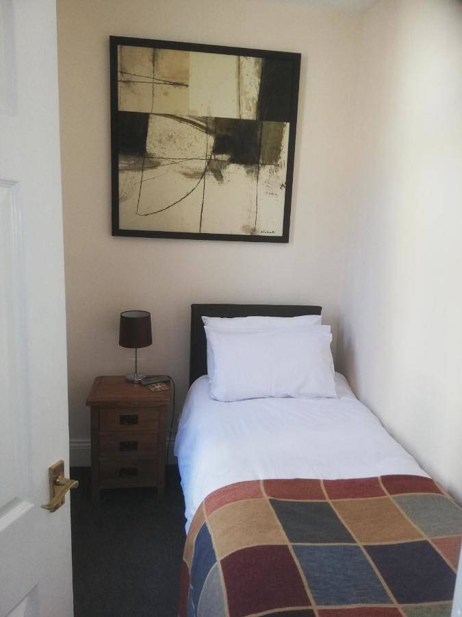 The Overlook Bed and Breakfast in Glastonbury, Somerset