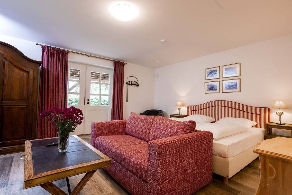 Ganze Ferienwohnung, Falkenhorst - Kirchtwiete 4a in Lüdersburg, Elbtalaue