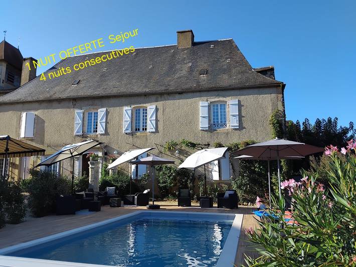 Chambre d’hôte pour 2 personnes, avec piscine et jardin à Rouffignac-Saint-Cernin-de-Reilhac