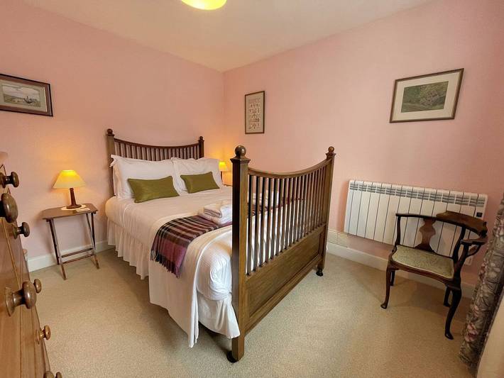 Charming & Cosy Traditional Scottish Cottage - Pass the Keys in Loch Ken, Castle Douglas