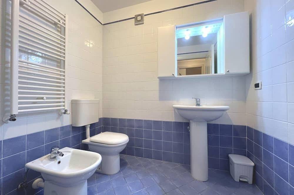 Apartamento entero, Apartamento funcional con un amplio jardín vallado in Grado (Costa Adriatica), Provincia de Gorizia