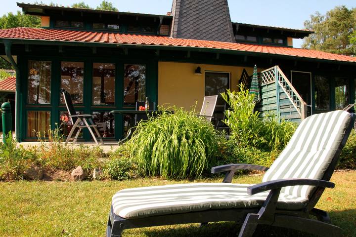 Ferienhaus für 5 Personen, mit Terrasse und Garten sowie Seeblick, mit Haustier in Jabel - 4