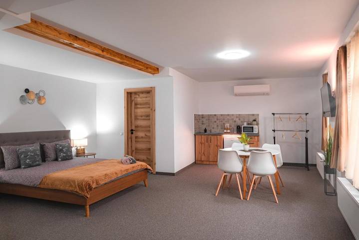 Apartament wakacyjny dla 2 osób, z widok i taras w Kluż-Napoka