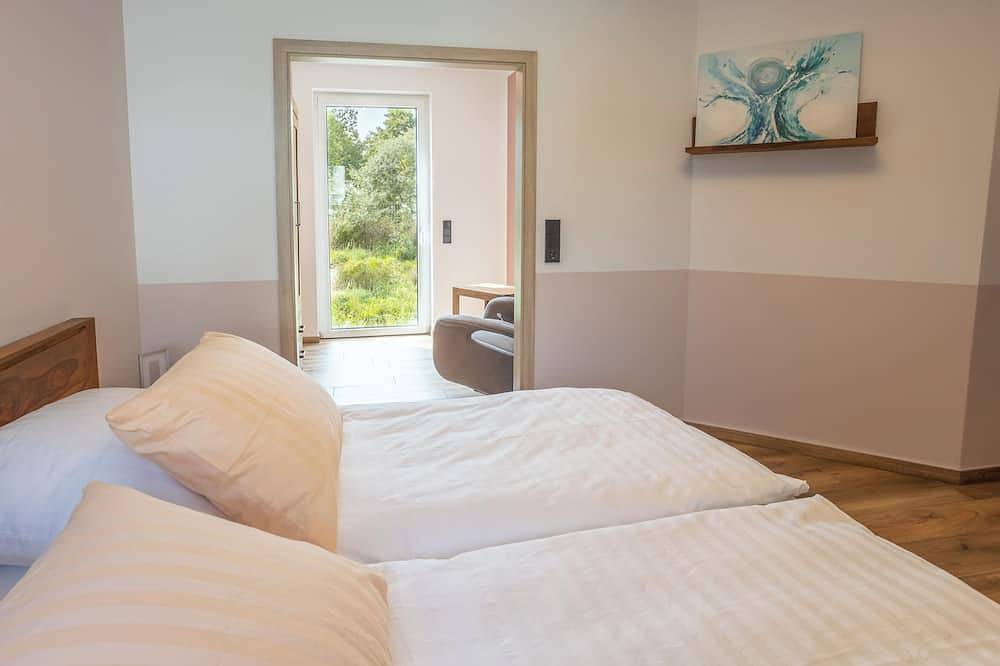 Appartement entier, Holiday apartment on the farm with its own parking space, barrier-free in Beerfelde, Steinhöfel