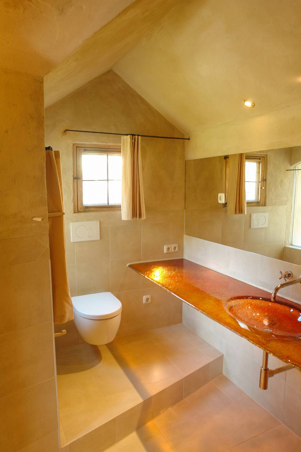 Ganze Ferienwohnung, Fürstenpalais im Turm zu Schloss Schedling in Trostberg, Landkreis Traunstein