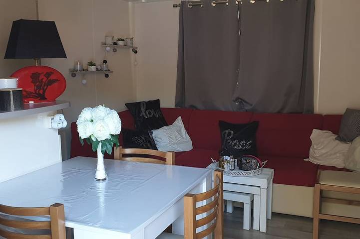 Casa móvil en camping 4 ****, jacuzzi, sauna, hammam, club infantil in Saint-Jean-de-Monts, Vandea
