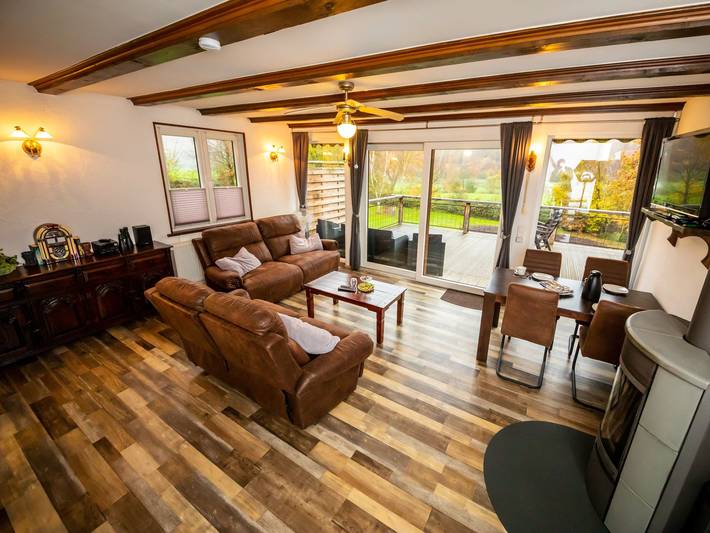 Ferienhaus für 4 Personen, mit Terrasse und Garten sowie Ausblick im Weserbergland - 2