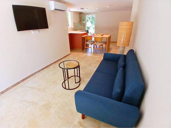 Location de vacances pour 2 personnes, avec Terrasse et Piscine à Menglon