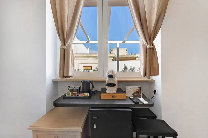 Habitación 'L'Aurora B&B - Meriggio' con terraza compartida, Wi-Fi y aire acondicionado in Ugento, Golfo de Tarento