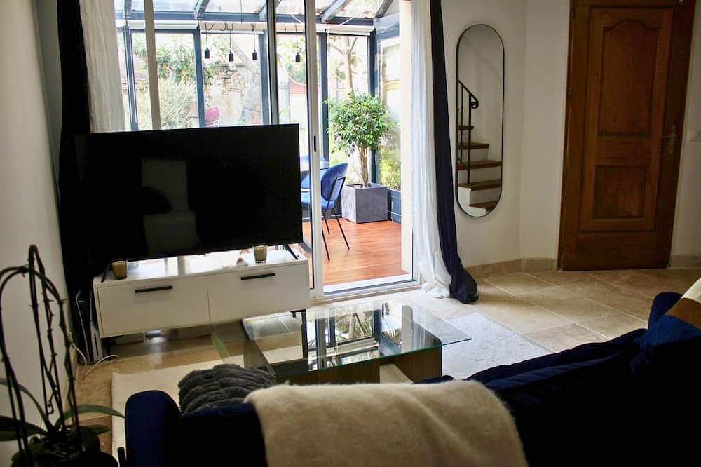 Appartement entier, Charmant duplex avec jardin aux portes de Paris – Saint-Rémy-lès-Chevreuse in Saint-Rémy-lès-Chevreuse, Parc naturel régional de la Haute Vallée de Chevreuse