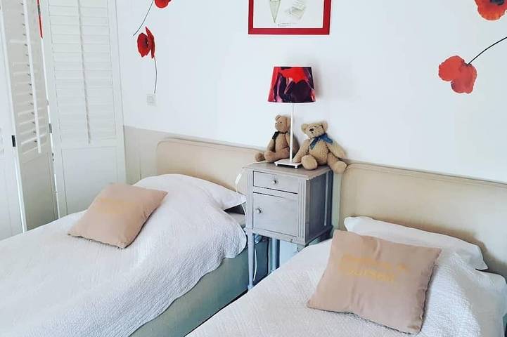 Location de vacances pour 11 personnes, avec jardin à Arçais - 4