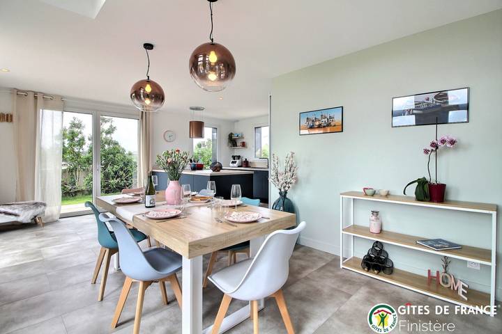 Gîte für 6 Personen, mit Terrasse und Garten in Landéda
