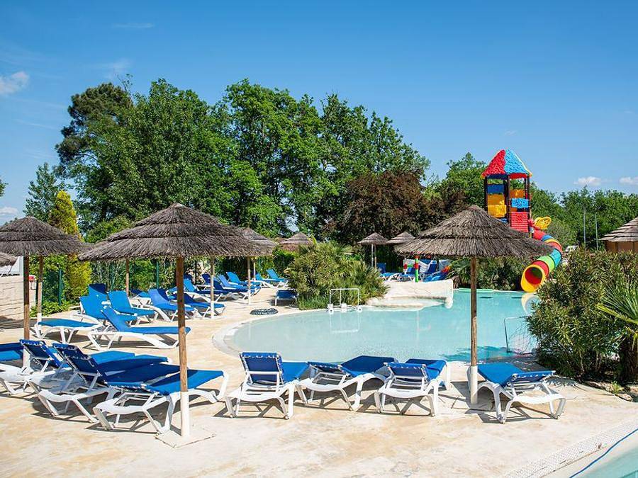 Camping Village Club L'Evasion - Chalet 6 personnes - 2 chambres in Puy-l'Évêque, Lot