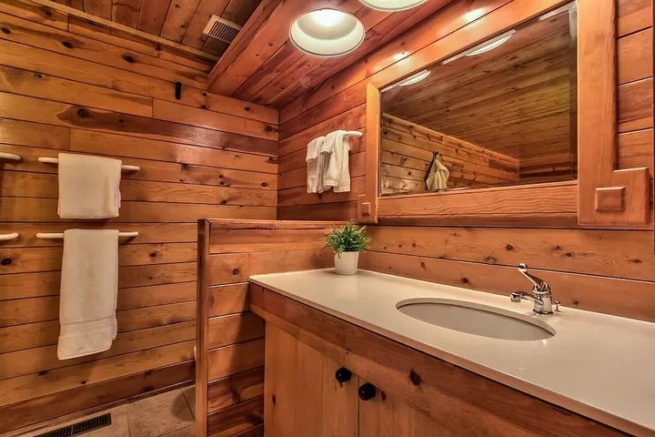 Vacation apartment for 6 people, with hot tub and pool as well as balcony - 1