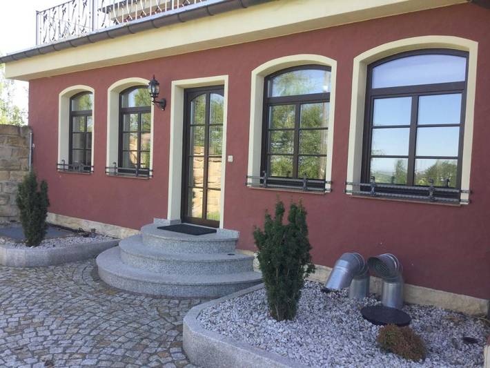 Ferienwohnung für 4 Personen, mit Terrasse und Garten sowie Ausblick in Freiberg