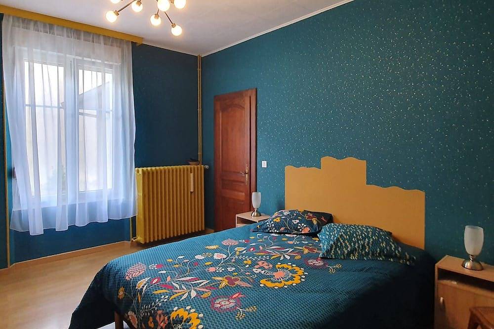 Charmantes renoviertes Landhaus nahe Verdun, ideal für Familien, mit moderner Ausstattung und Terrasse in Sivry-sur-Meuse, Verdun