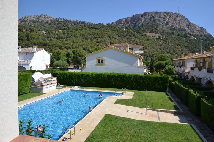 Casa rural para 6 personas, con Balcón además de Terraza y Piscina en Torroella de Montgrí