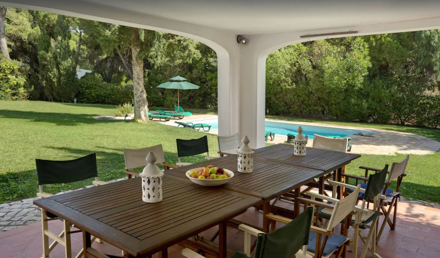 Villa 'Quinta da Balaia' close to the Sea with Pool & Wi-Fi in Albufeira, Faro District