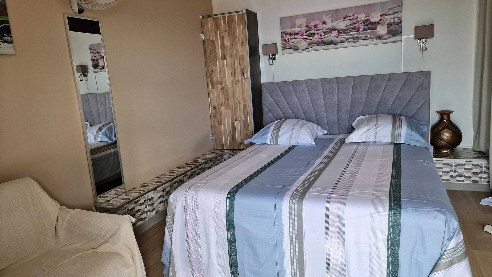 Appartement entier, Appartement avec vue sur mer à Saint-Paul, 50 m², Terrasse in Saint-Paul (Réunion), Île de la Réunion