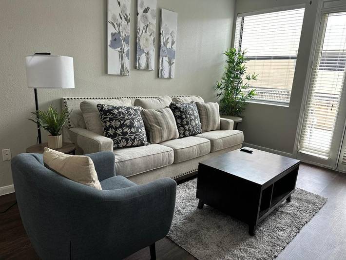 Apartamento de vacaciones para 4 personas, con vistas además de piscina y terraza - 1
