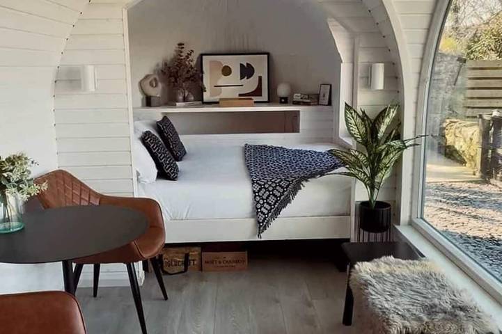 Eco-Cabin · Copper Bath & Sea Views · Anglesey in Anglesey