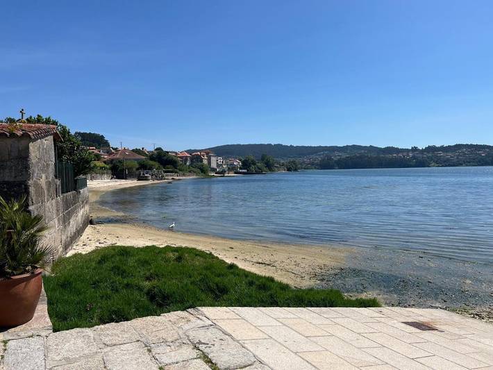 Location de vacances pour 4 personnes, avec balcon et vue, adapté aux familles dans Combarro - 2
