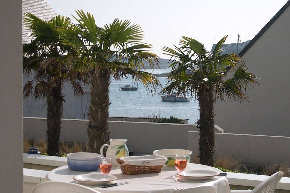 Apartamento entero, Audierne. apartamento plouhinec con vistas al puerto de Audierne vista al mar in Côte de Cornouaille