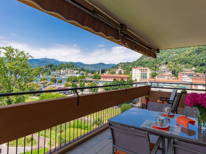 Gîte pour 5 personnes, avec balcon ainsi que jardin et vue sur le lac à Laveno-Mombello - 3