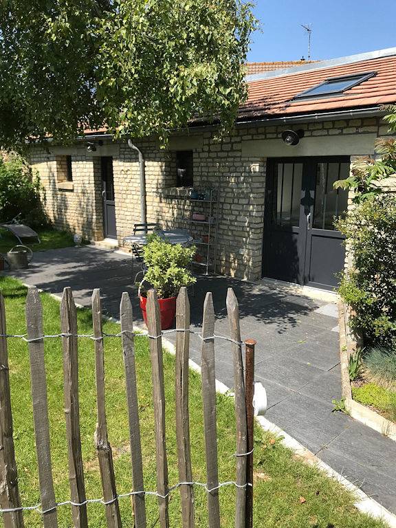 Gîte pour 2 personnes, avec jardin