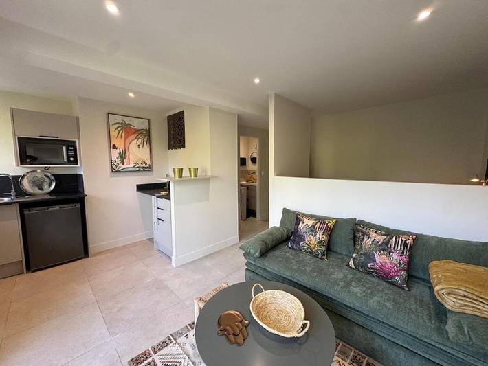 Gîte pour 4 personnes, avec balcon dans Eglise Saint Michel de Vaucelles (Caen)