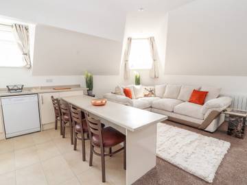 Holiday Rental for 6 People in Prestatyn, Denbighshire, Photo 4