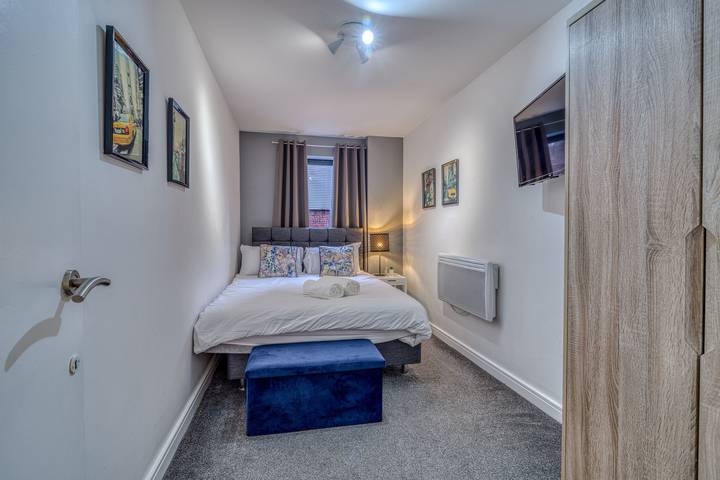 Holiday apartment for 9 people in Manchester