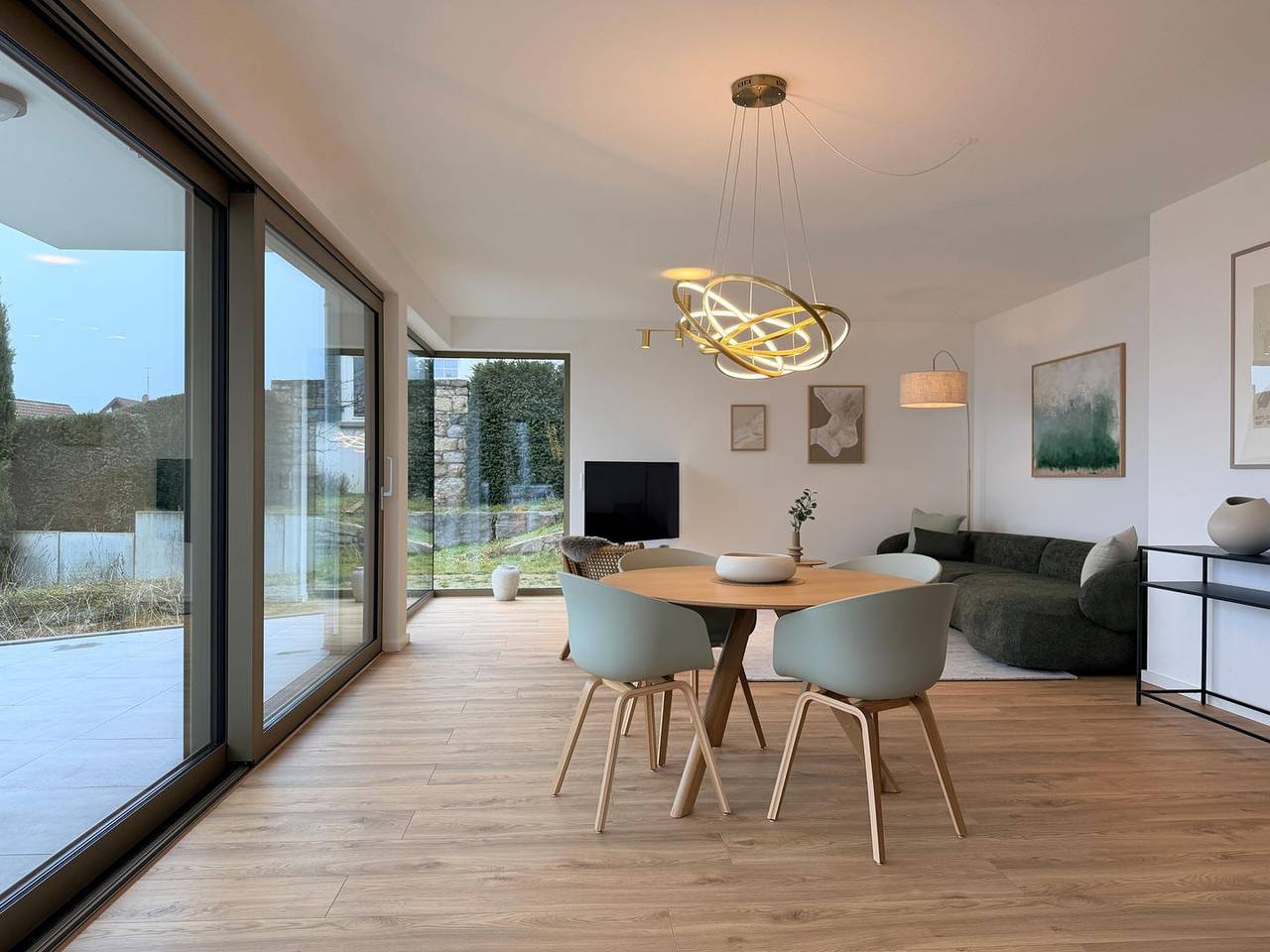 Ganze Wohnung, Suite Relax – Luxuriöse Ferienwohnung mit Seeblick in Uhldingen in Unteruhldingen, Uhldingen-Mühlhofen