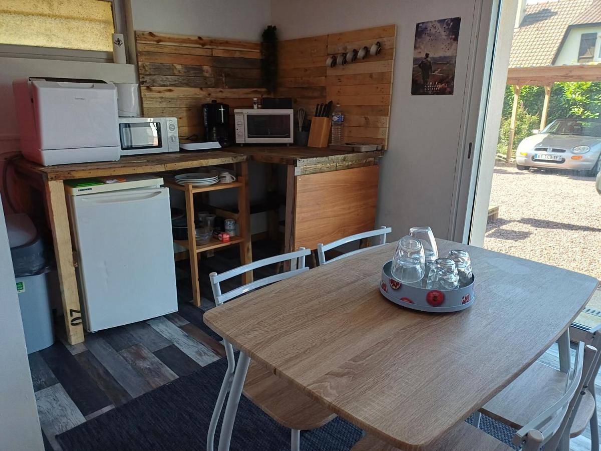 Double Room in Thaon, Région de Caen