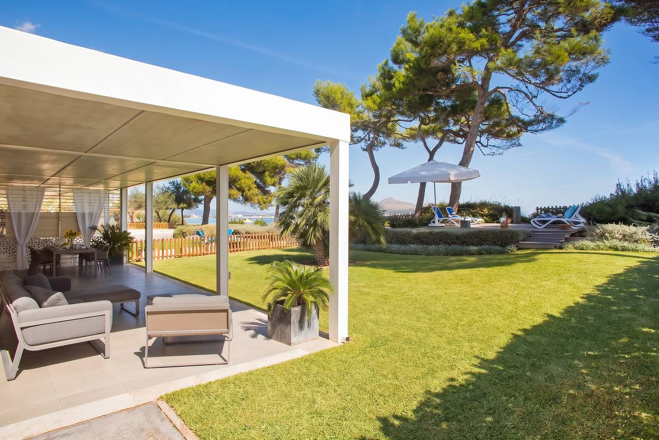 Charmante Villa am Meer in Muro 220 m² in Playa de Muro, Muro