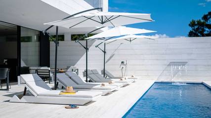 Villa für 8 Personen, mit Pool und Whirlpool sowie Garten und Terrasse in Starigrad Paklenica